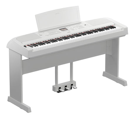Yamaha DGX-670 Weiß Bundle mit Ständer, Pedalen und Kopfhörer - Musik-Ebert Gmbh