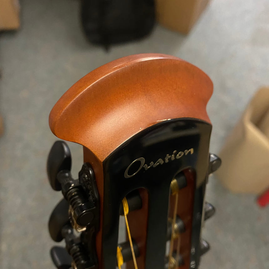 Ovation E-Akustik Klassikgitarre Celebrity Elite Classic Nylon (B-Ware) - Musik-Ebert Gmbh