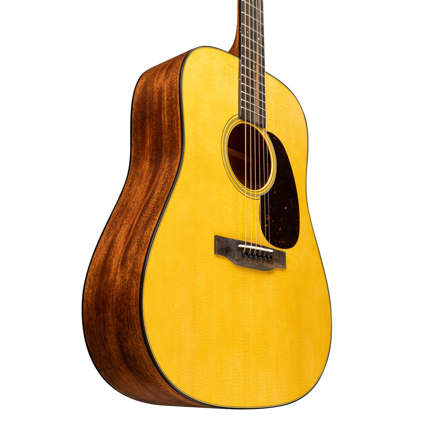 Martin D-18 Satin Westerngitarre, Fichte/Mahagoni massiv, ohne Tonabnehmer