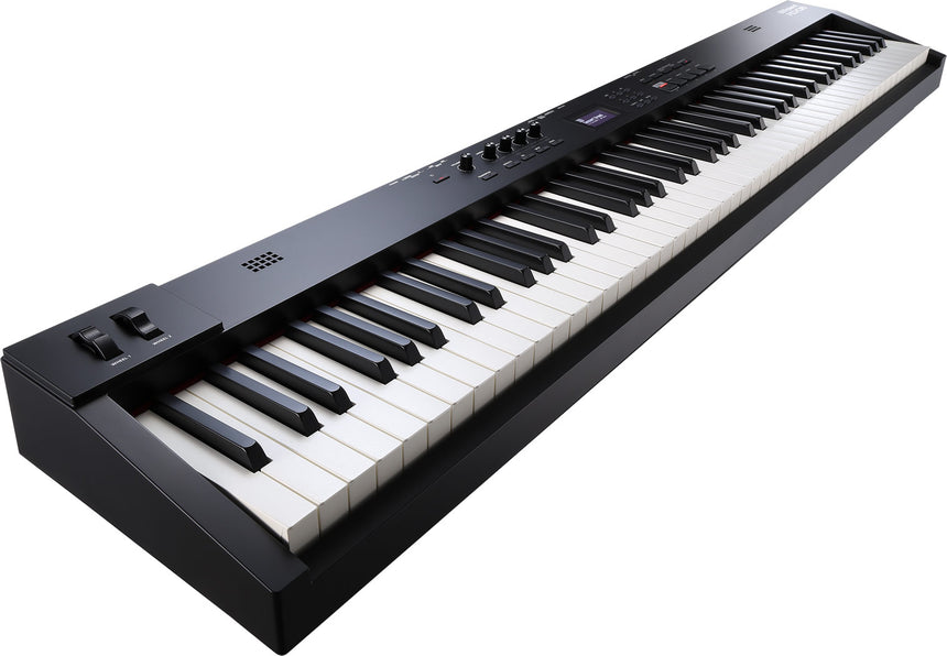 Roland RD-08 Stage-Piano in Schwarz – Schrägansicht