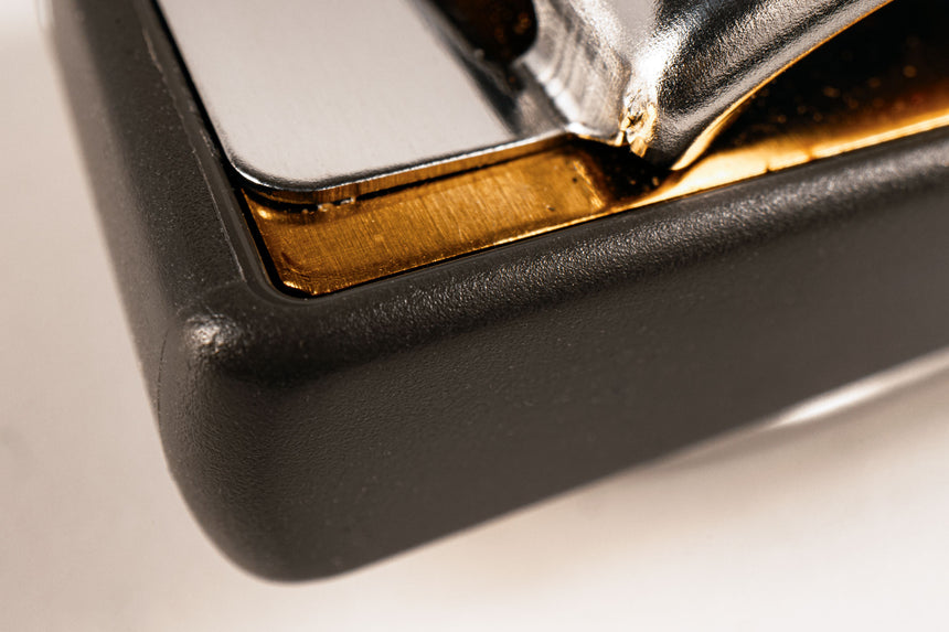 HOHNER Rocket diatonic harmonica, stainless steel covers and grey ABS comb – cover and comb detail