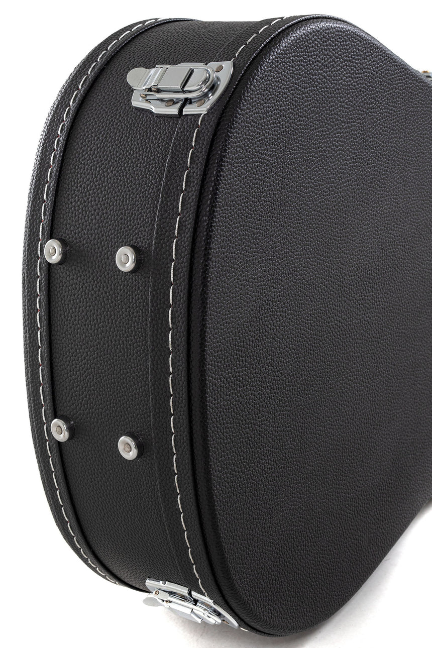 GEWA Flat Top Economy Westerngitarrenkoffer 523.110, schwarz – Detail der Außenkante und Beschläge