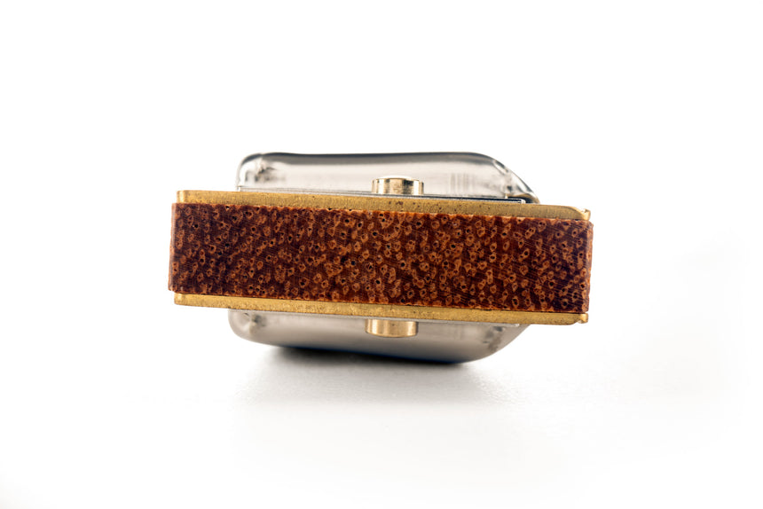 Hohner Blues Harp MS, braune Holzkanzelle und Metalldeckel – rechte Stirnseite