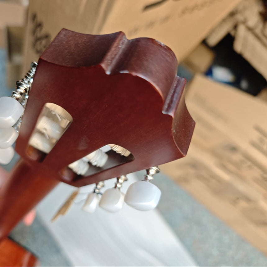 Yamaha CG142S (B-Ware) - Musik-Ebert Gmbh