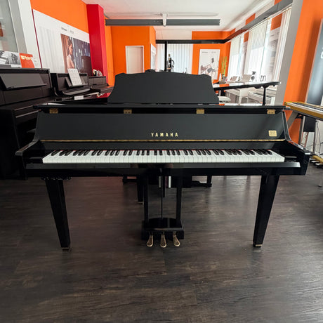 Yamaha Gran Touch GT 2 schwarz poliert Occasion Bj. 2011 (gebraucht) - Musik-Ebert Gmbh