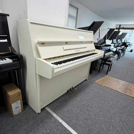 Yamaha Klavier P 116 weiss poliert Bj. 1992, aus erster Hand - made in England (gebraucht)