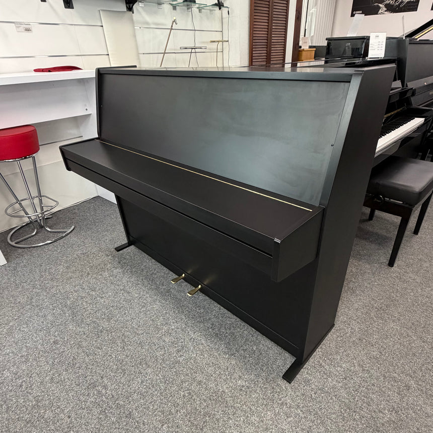 GROTRIAN-STEINWEG Klavier 110 Occasion schwarz matt Bj. 1973 – Bestzustand mit Renner Mechanik (gebraucht)