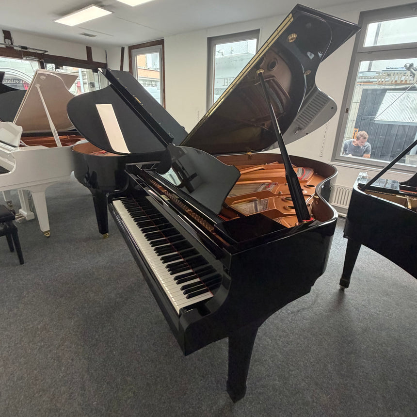 Yamaha Flügel C3 schwarz poliert Occasion Bj. 2011 (gebraucht)