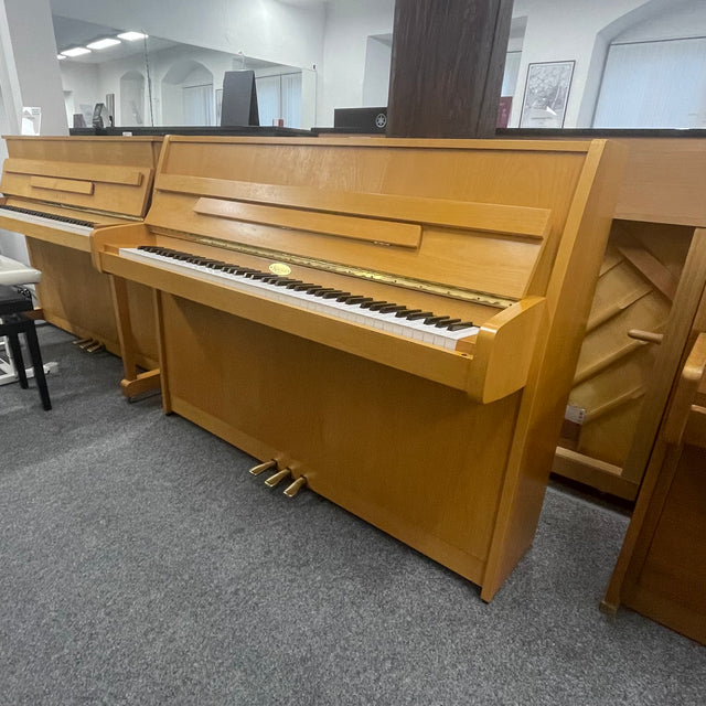 YAMAHA - KEMBLE Klavier Mod. Cambridge 112 Buche natur Occasion Bj. 2001, Bestzustand (gebraucht) - Musik-Ebert Gmbh