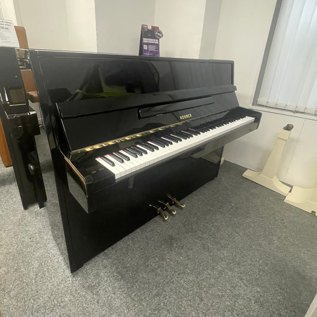 HOHNER Klavier 106 Occasion schwarz poliert Bj. 1992, guter Zustand (gebraucht) - Musik-Ebert Gmbh