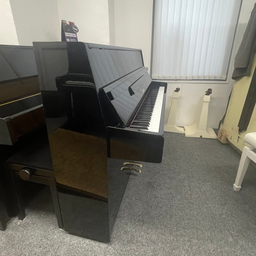 HOHNER Klavier 106 Occasion schwarz poliert Bj. 1992, guter Zustand (gebraucht) - Musik-Ebert Gmbh
