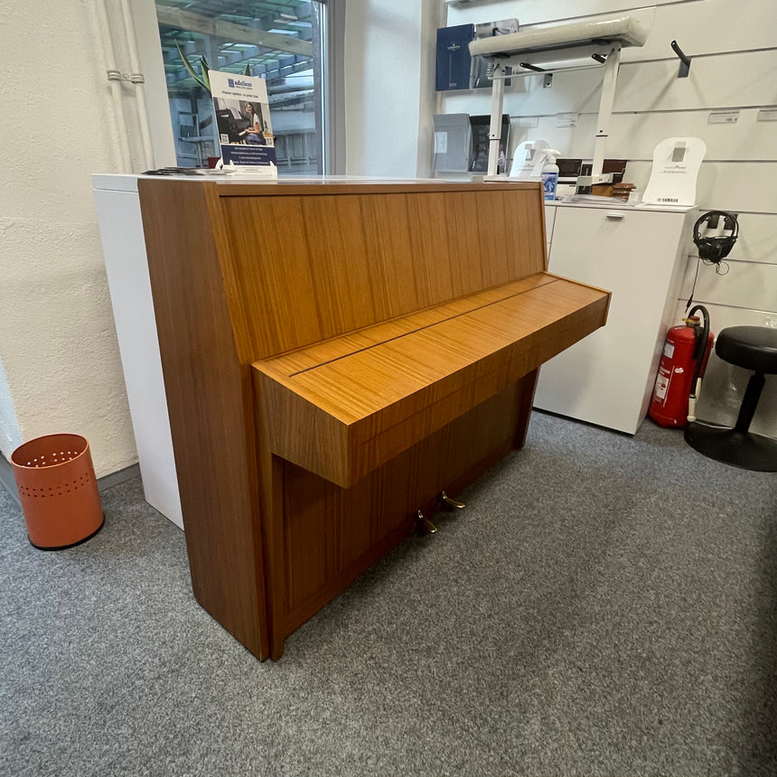 SAUTER Klavier 108 Occasion Nussbaum Bj. 1972, sehr guter Zustand mit Renner Mechanik (gebraucht)