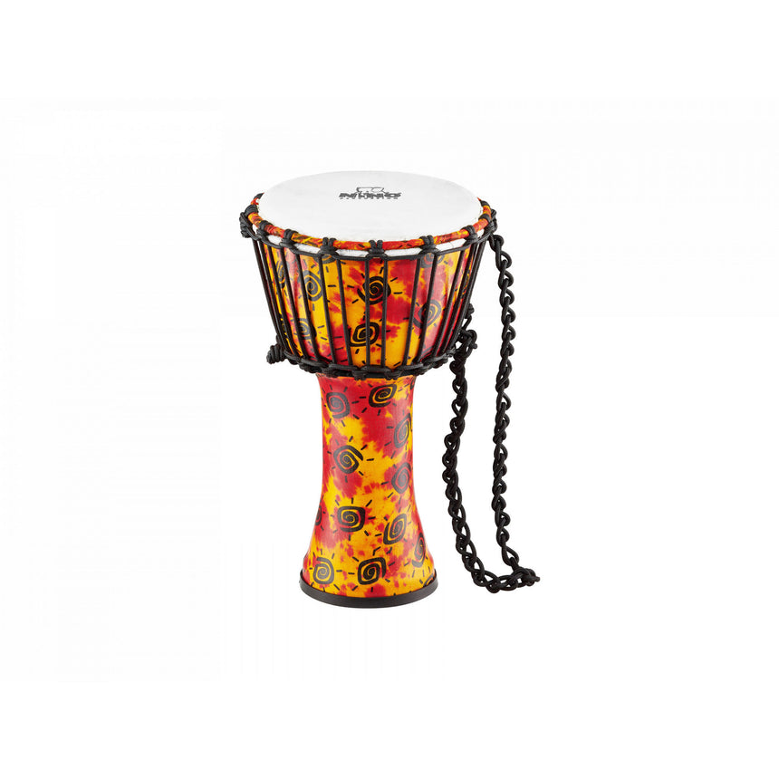 NINO-PDJ1-M-F Djembe, Medium, 10 Zoll, Sunshine – Schrägansicht mit Tragekordel