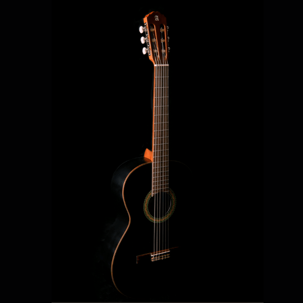 Alhambra 1C Black Satin Konzertgitarre mit Tasche 4/4 - Musik-Ebert Gmbh