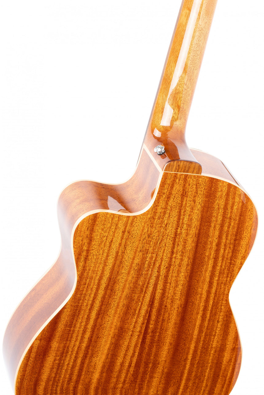 ORTEGA Performer Series Konzertgitarre Cutaway - Preamp + Tasche - Musik-Ebert Gmbh