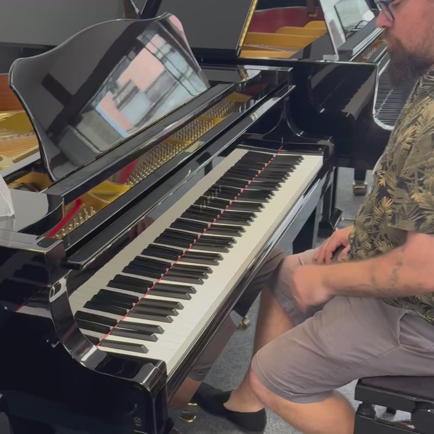 Piano à queue Yamaha C3 F noir poli année 1992 (utilisé) 