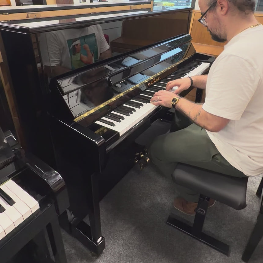 Schimmel Klavier 116 C Occasion – schwarz poliert, Bj. 2004, Made in Germany (gebraucht)