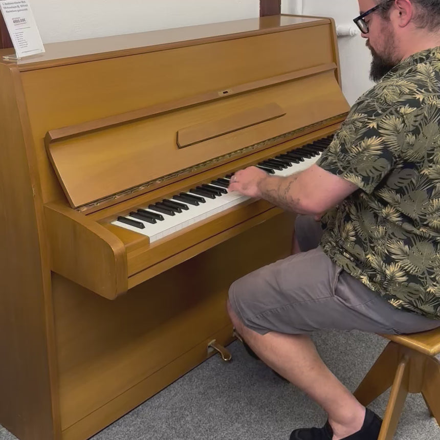 Piano C. Bechstein modèle 12N, fabriqué en 1974 (d'occasion)