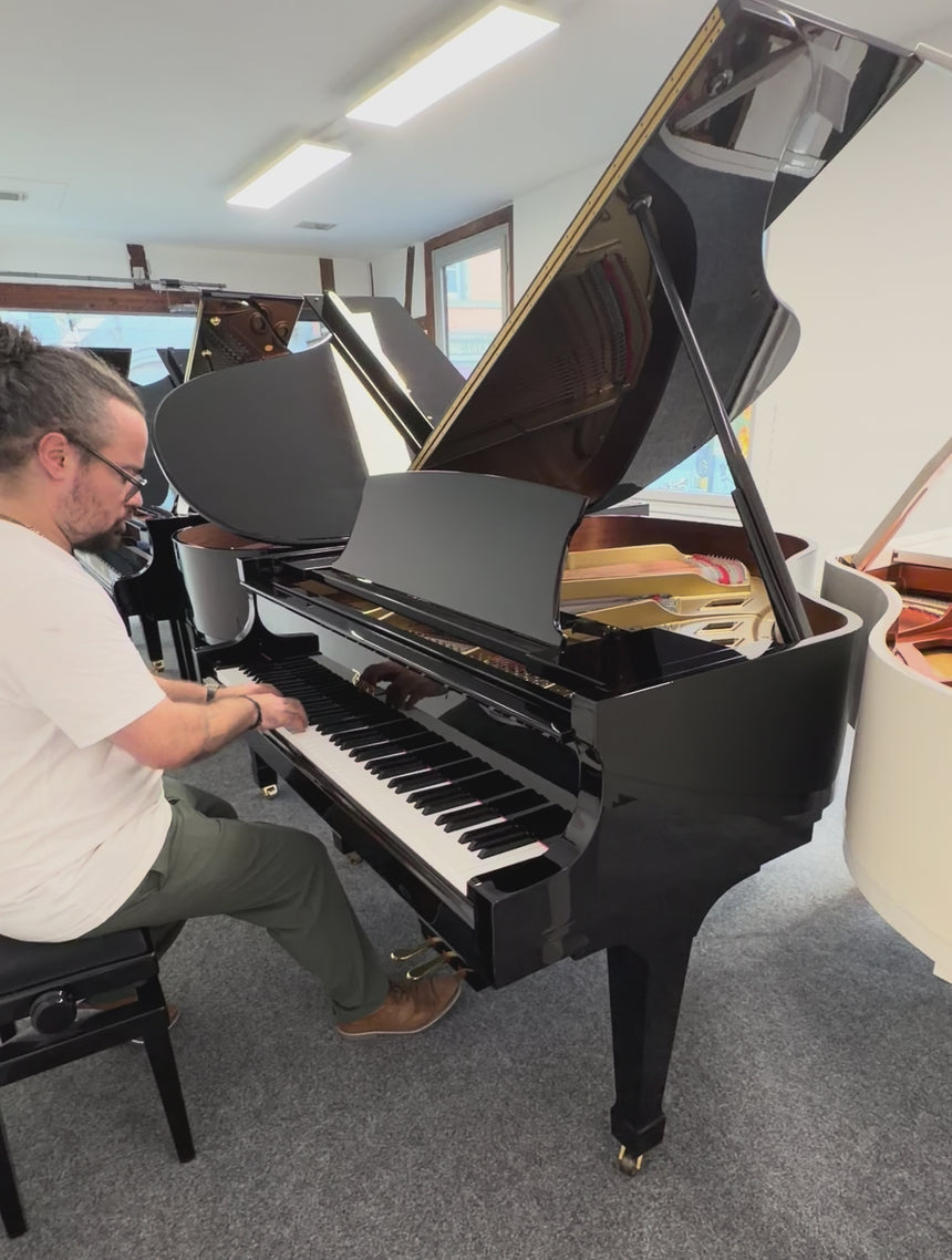 BOSTON Flügel GP 156 designed by Steinway & Sons Occasion schwarz poliert Bj. 1996 sehr guter Zustand (gebraucht)