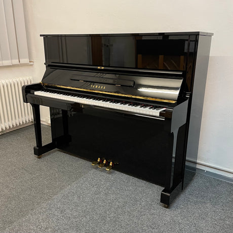 Yamaha U1 Klavier schwarz poliert (gebraucht) - Musik-Ebert Gmbh