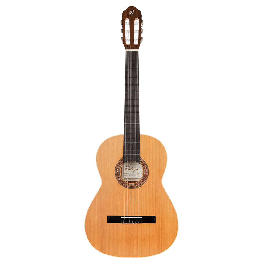 ORTEGA Traditional Series Konzertgitarre 4/4 Made in Spain - Natur Zeder inkl. Tasche - Musik-Ebert Gmbh